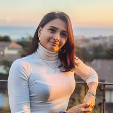 Profile picture for Karen Dinalli