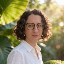 Profile picture for Dr. Dora Dzvonyar