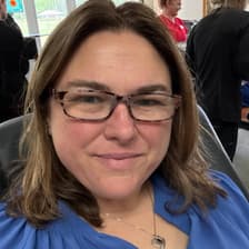 Profile picture for Amanda Bell