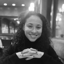 Profile picture for Gabriela de Barros