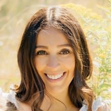 Profile picture for Becca Larson
