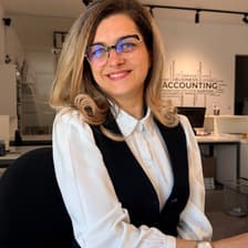 Profile picture for Paula Deac