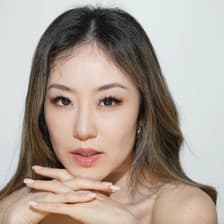 Profile picture for Laura Zhang
