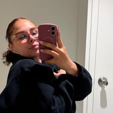 Profile picture for Autumn
