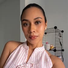 Profile picture for lorenza tabares