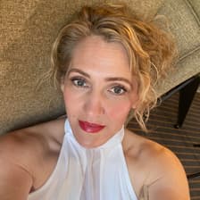 Profile picture for Angela Rose Ahlbom