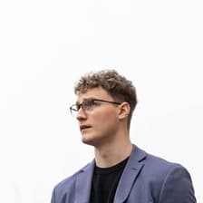 Profile picture for Parker Lydeen