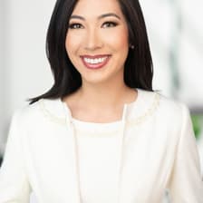 Profile picture for Alina Lee