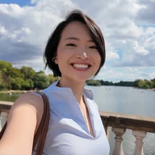 Profile picture for Lydia Chen