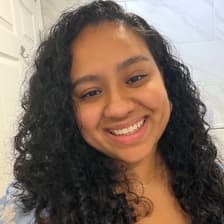 Profile picture for Selena Guzman