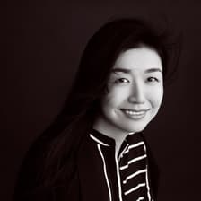 Profile picture for Vivian Wang