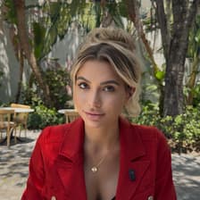 Profile picture for Adrianne Dias