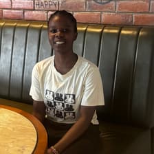 Profile picture for Darryle Ninele