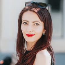 Profile picture for Rebeca Vidoni