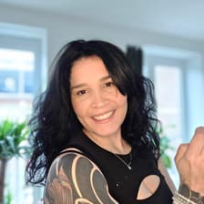 Profile picture for Isabel Reyes