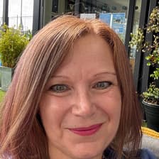 Profile picture for Amanda Slingo