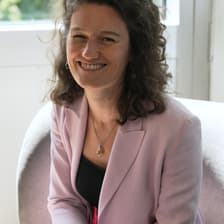 Profile picture for Nicola Twiston Davies