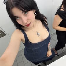Profile picture for Nuria