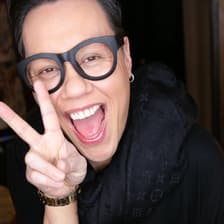 Profile picture for Charlieeeeeeee