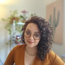 Profile picture for Mariana Diniz