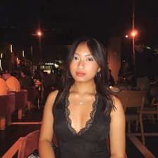 Profile picture for Naomi Bundalian