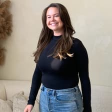 Profile picture for Alexandra Opiola