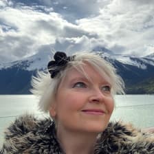 Profile picture for Patti Bryant