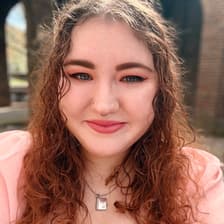 Profile picture for Leah Dillon