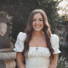Profile picture for Abigail Pessolano