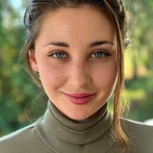 Profile picture for rebecca curry