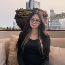 Profile picture for Sally Hsu