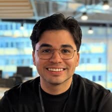 Profile picture for Julio Barros