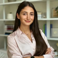Profile picture for Kimia Shirkhani