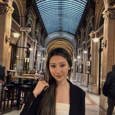 Profile picture for Sharon Lee