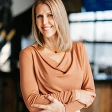 Profile picture for Suzanne Bentley