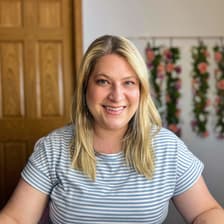 Profile picture for Steph Coffield