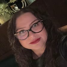 Profile picture for Aysha Khan