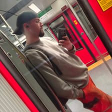 Profile picture for Max