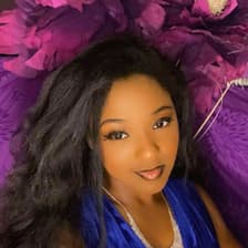 Profile picture for Carrie Mays