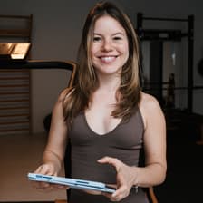 Profile picture for Amanda Passos Peixoto