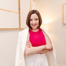 Profile picture for Erin Hoy