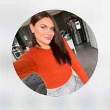 Profile picture for Ariella
