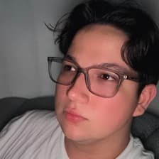 Profile picture for Elias