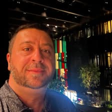 Profile picture for Steve Thomas
