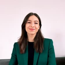 Profile picture for Iulia Moroti