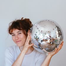 Profile picture for Maurine Cros