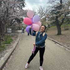 Profile picture for Emily Xiong