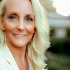 Profile picture for Rebecca Taylor Shaw