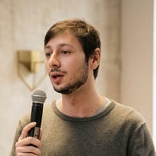 Profile picture for Flávio Fiorine