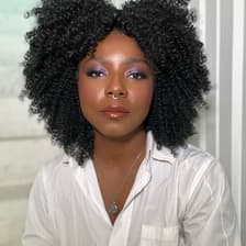 Profile picture for Juliana Machado